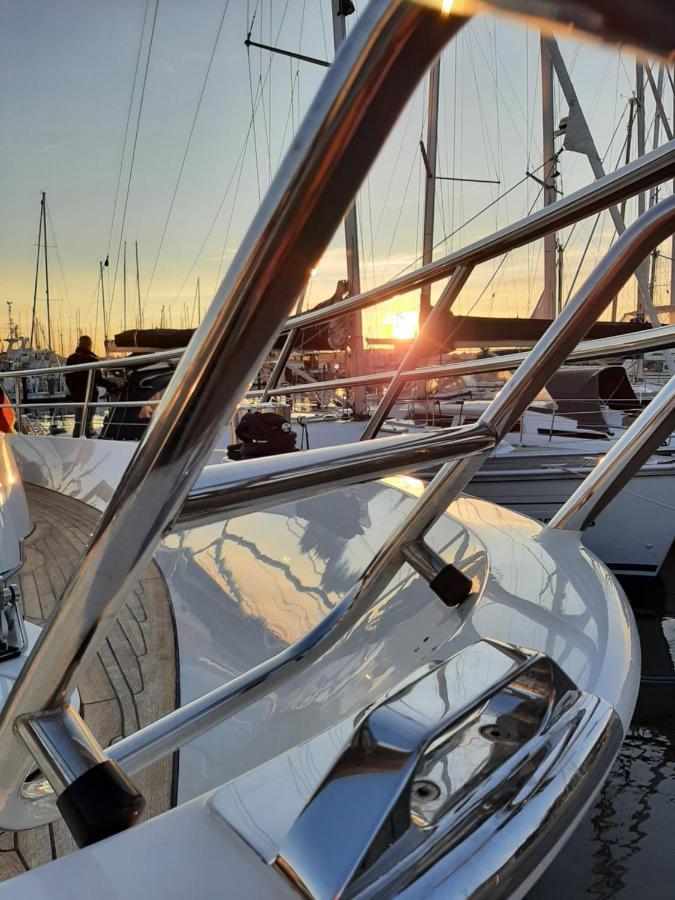 Penthouse Ferienwohnung Auszeit, Gerne Mit Hund, Wlan Inkl. Laboe Kültér fotó